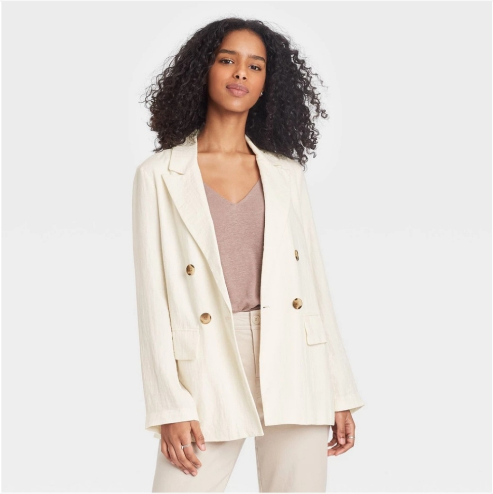 NWOT A New Day Women's Double Breasted Blazer in Cream. Size XS